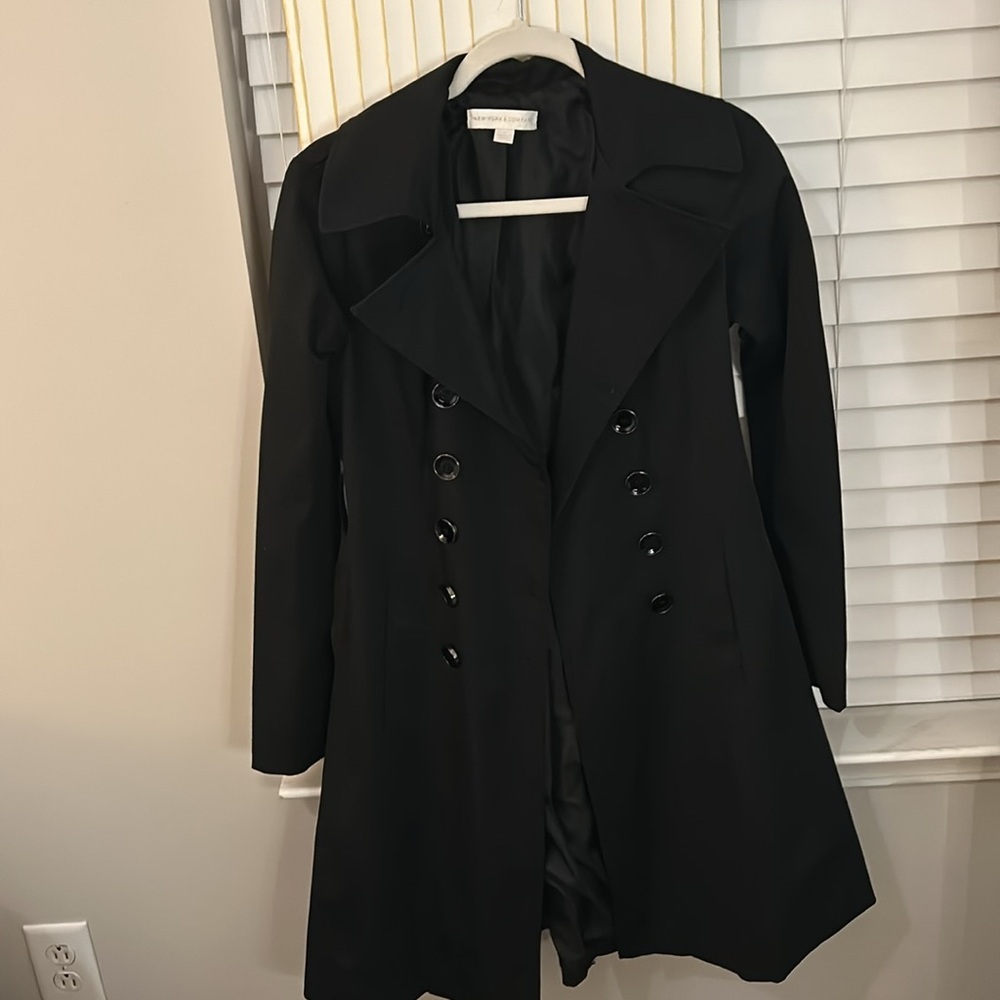NEW YORK AND COMPANY 🍎🪩 Double-Breasted City Trench Coat